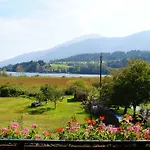Gaestehaus Lindermuth