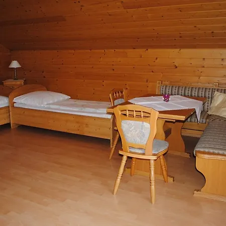 Gaestehaus Lindermuth *